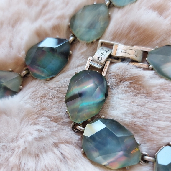 Chloe + Isabel Northern Mist necklace and bracelet set - Picture 10 of 12